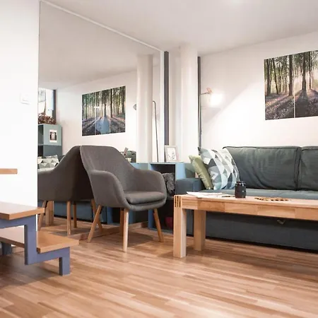 Apartma Stylish With Castle View & Free Parking