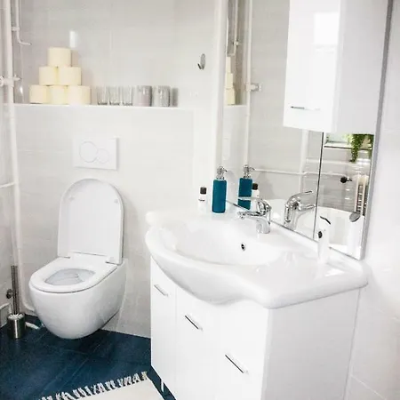 Stylish With Castle View & Free Parking