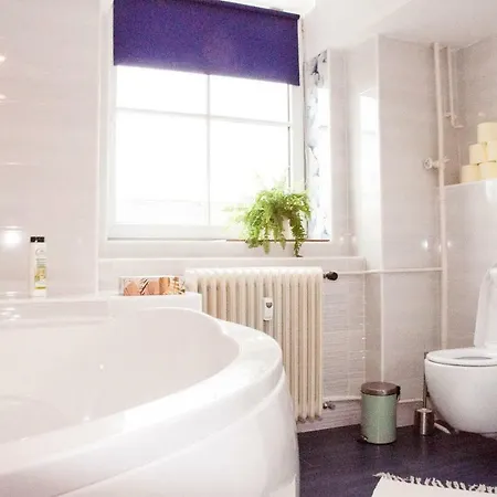 Lejlighed Stylish With Castle View & Free Parking